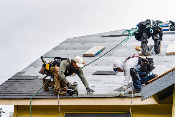Professional Gutter Installation technician working in Folsom, PA